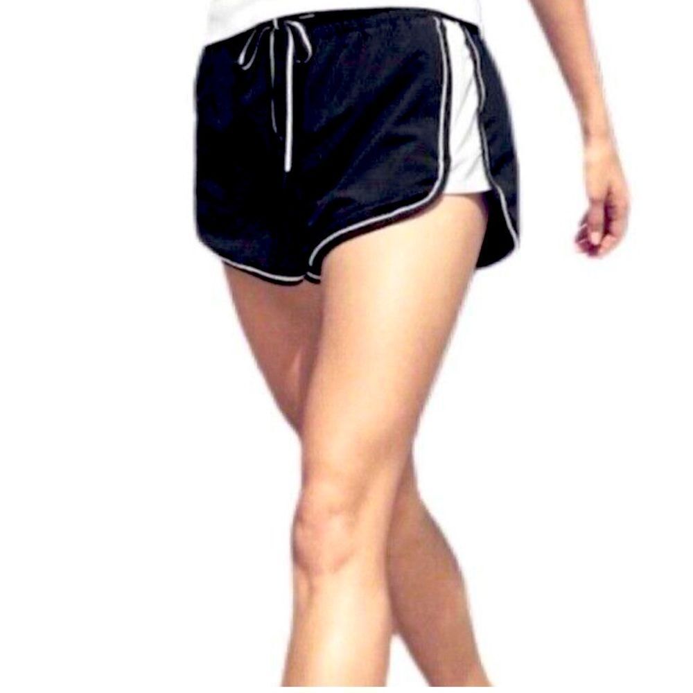Athleta Colorblock Black and White Athletic Short Women's Size 2